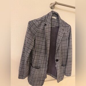 Max Studio Black and Gray Plaid Oversized Sweater Blazer
